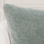 Cuscino in velluto "Heirloom" di SLD